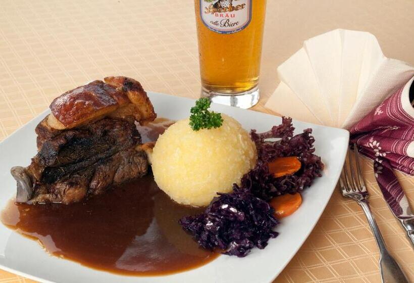 ペンション Landgasthof   Café Anni