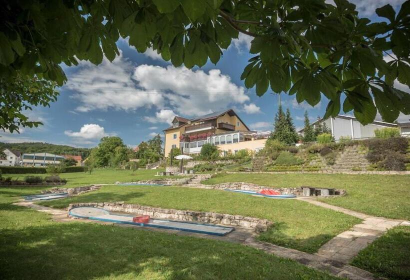 ペンション Landgasthof   Café Anni