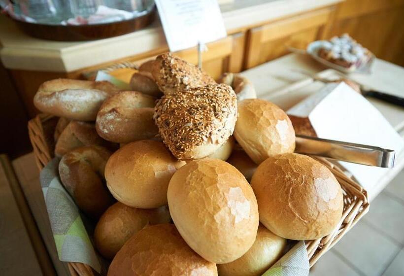 Пансион Landgasthof Zehner