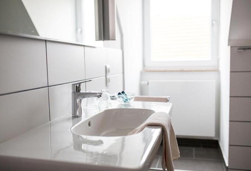 Пансион Landgasthof Zum Kaffelstein