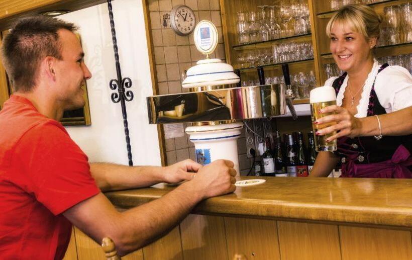 Пансион Landhotel Röfleuten