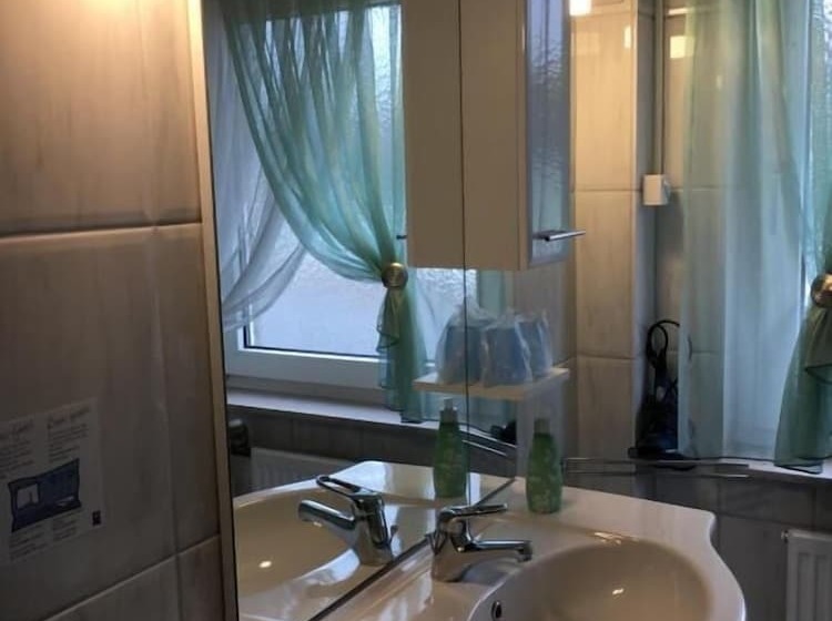 بنسيون Lerie Gasthaus Schubert