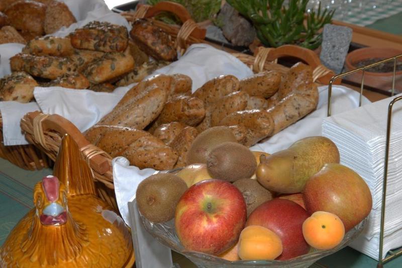 Пансион Restaurant Gasthaus Bonimeier