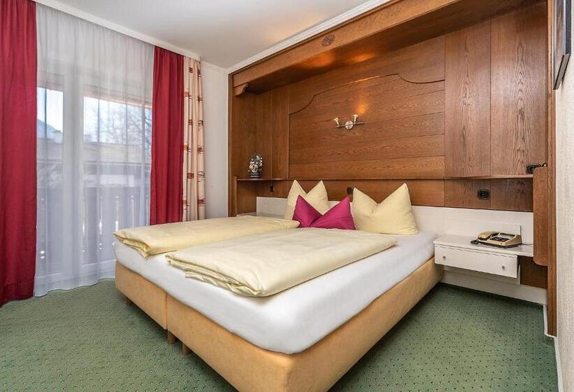 ペンション Sonnenspitz