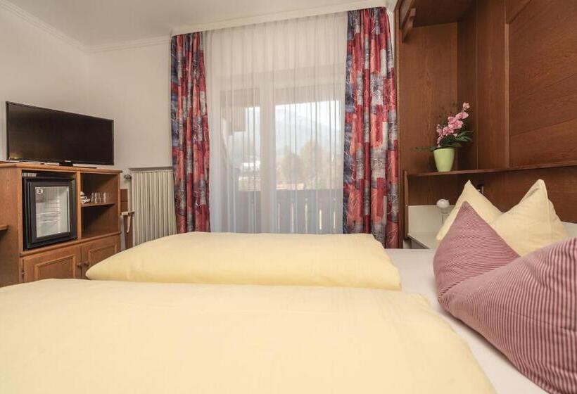 ペンション Sonnenspitz