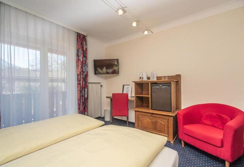 ペンション Sonnenspitz