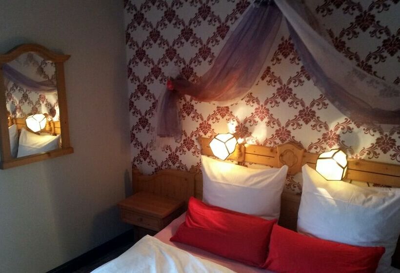 Отель Schloss Harburg