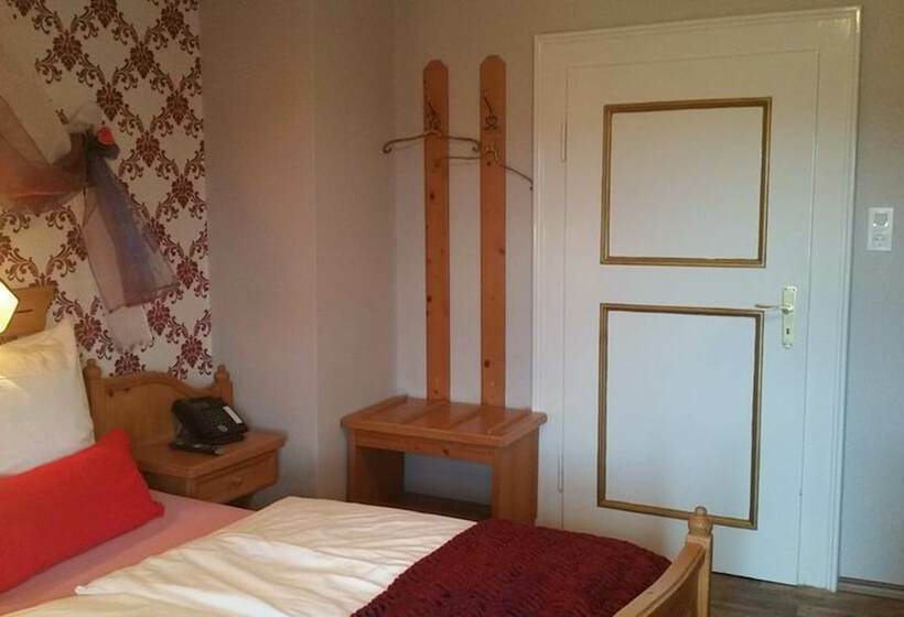 Отель Schloss Harburg