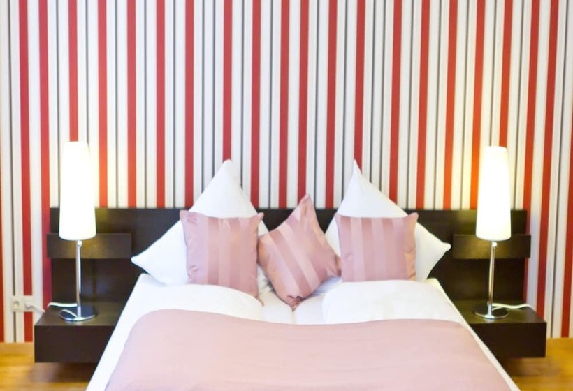 Suiten Hotel Dependance Laterne