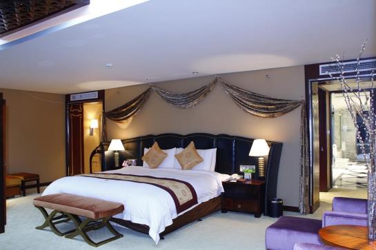 Отель Grand Oriental