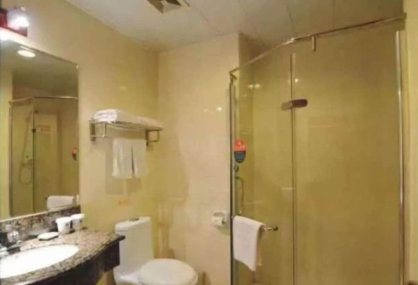 בית מלון כפרי Greentree Inn Dongguan Houjie Business