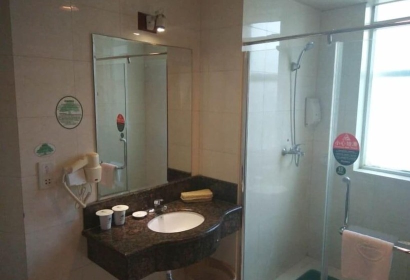 בית מלון כפרי Greentree Inn Dongguan Houjie Business