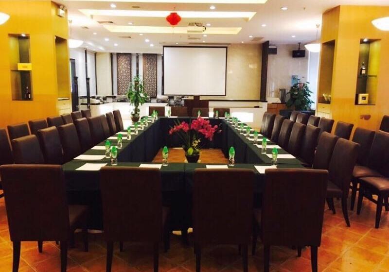 בית מלון כפרי Greentree Inn Dongguan Houjie Business