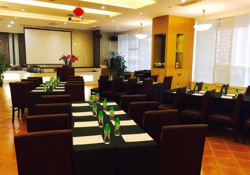 בית מלון כפרי Greentree Inn Dongguan Houjie Business