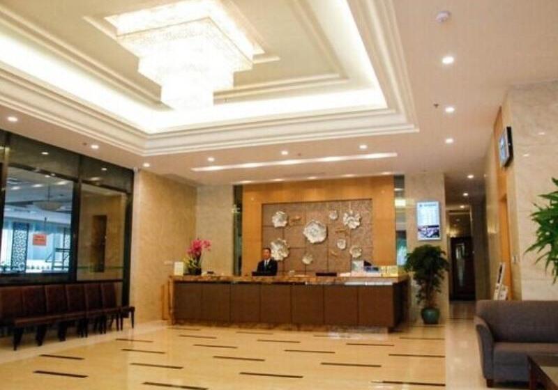 בית מלון כפרי Greentree Inn Dongguan Houjie Business