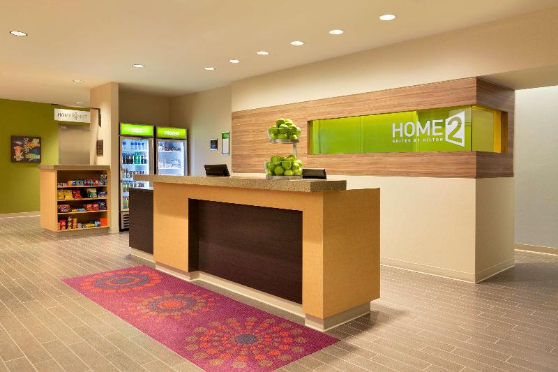 ホテル Home2 Suites By Hilton West Edmonton, Alberta, Canada