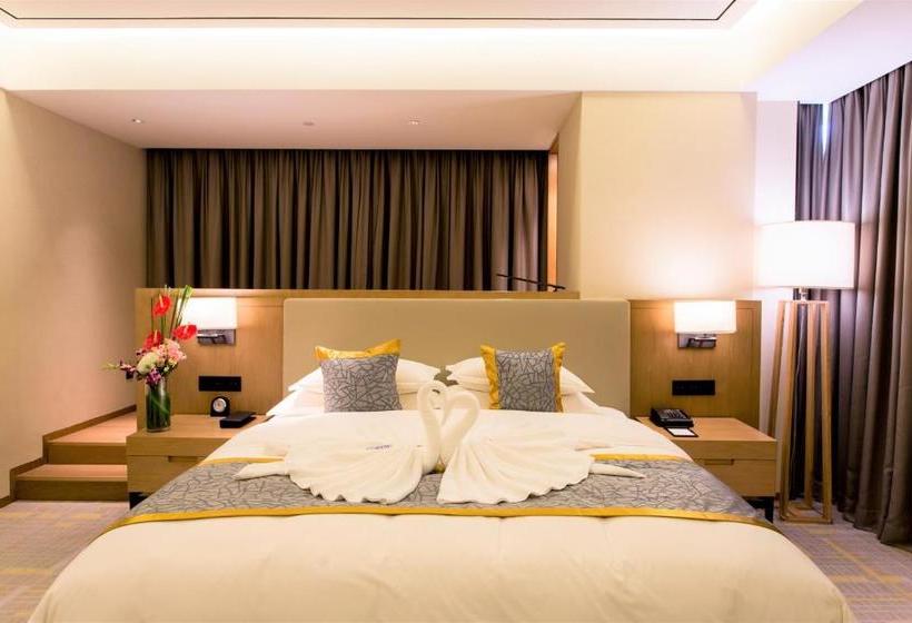 فندق Howard Johnson Glory Plaza Shantou