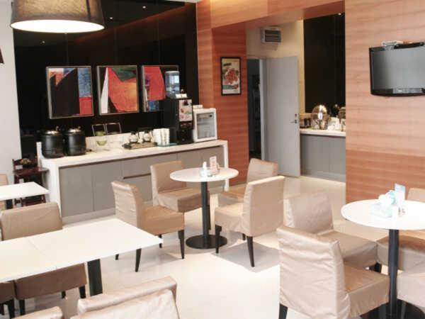 Отель Jinjiang Inn Yancheng Railway Station