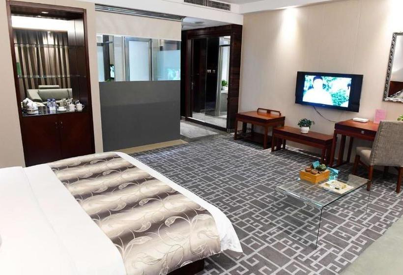 בית מלון כפרי Largos