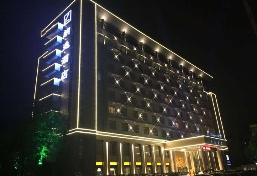 בית מלון כפרי Largos