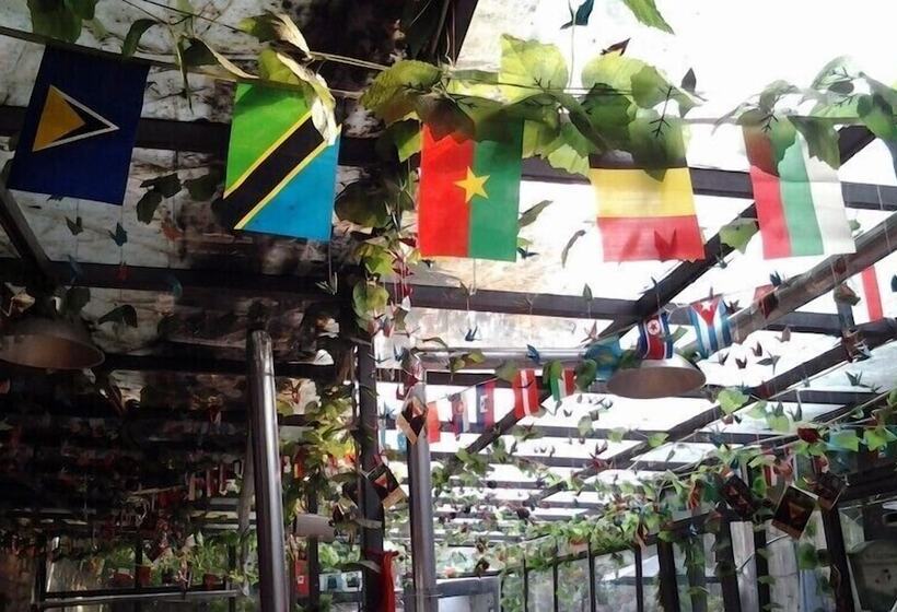 호텔 Shaoxing Laotaimen Luxun Native Place Youth Hostel