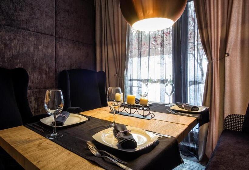 Vila 6ato Hotel & Wellnes