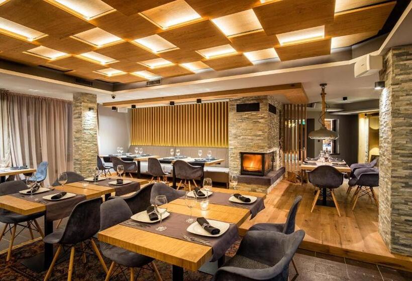 Vila 6ato Hotel & Wellnes