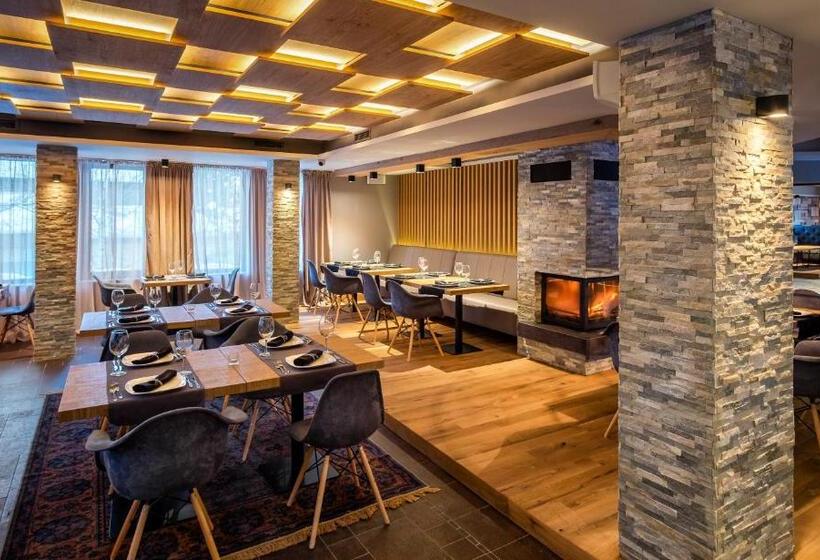 Vila 6ato Hotel & Wellnes