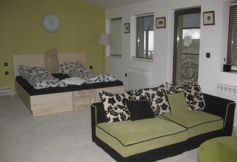 Vila 6ato Hotel & Wellnes