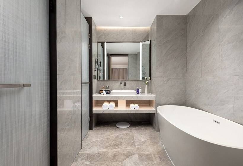 ホテル Voco Lianyungang Haizhou Bay By Ihg