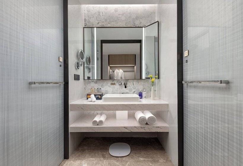 ホテル Voco Lianyungang Haizhou Bay By Ihg