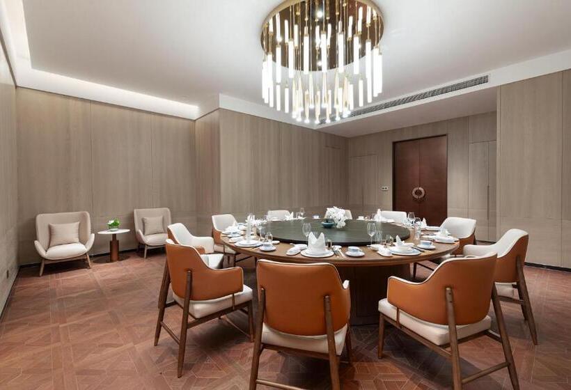 ホテル Voco Lianyungang Haizhou Bay By Ihg