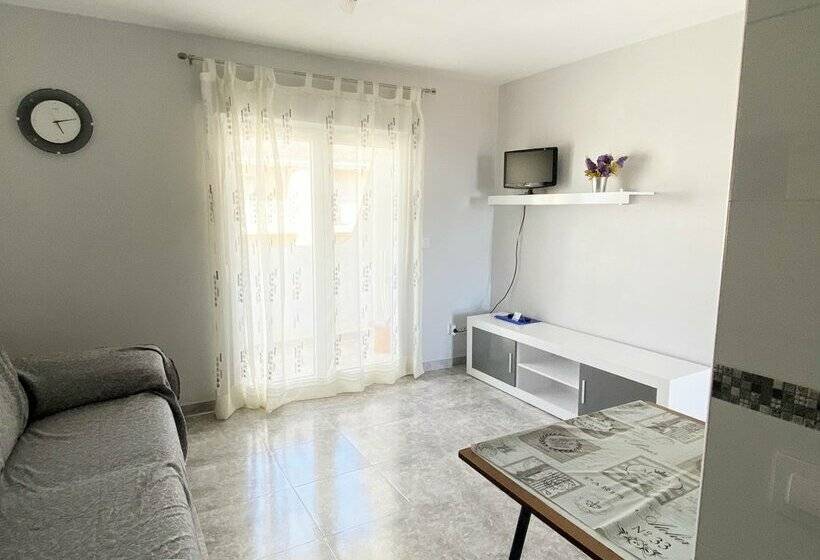 Apartamentos Los Abanicos 3000