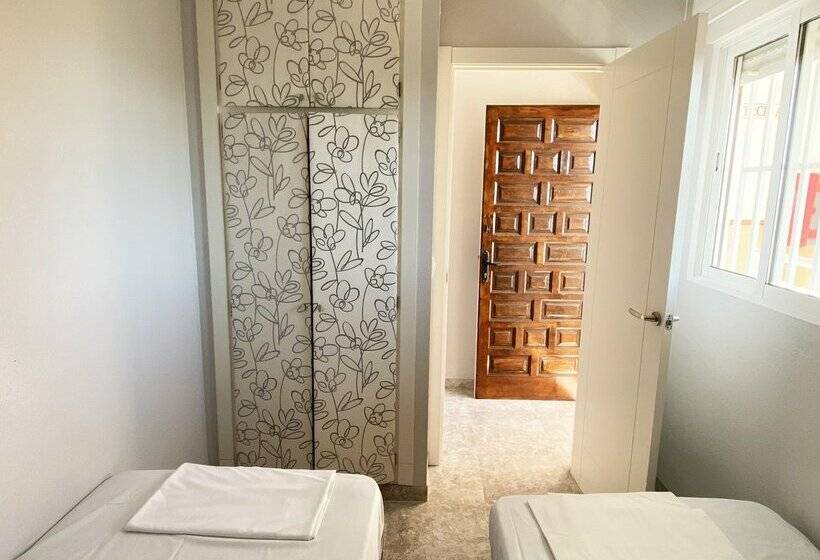 Apartamentos Los Abanicos 3000