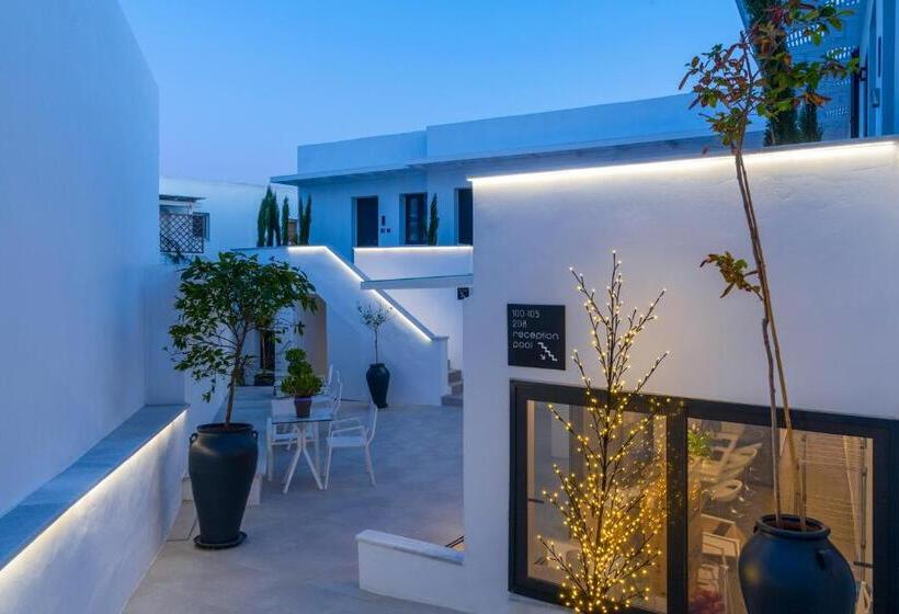 Central Boutique Hotel By Naoussa Hills Adults Only