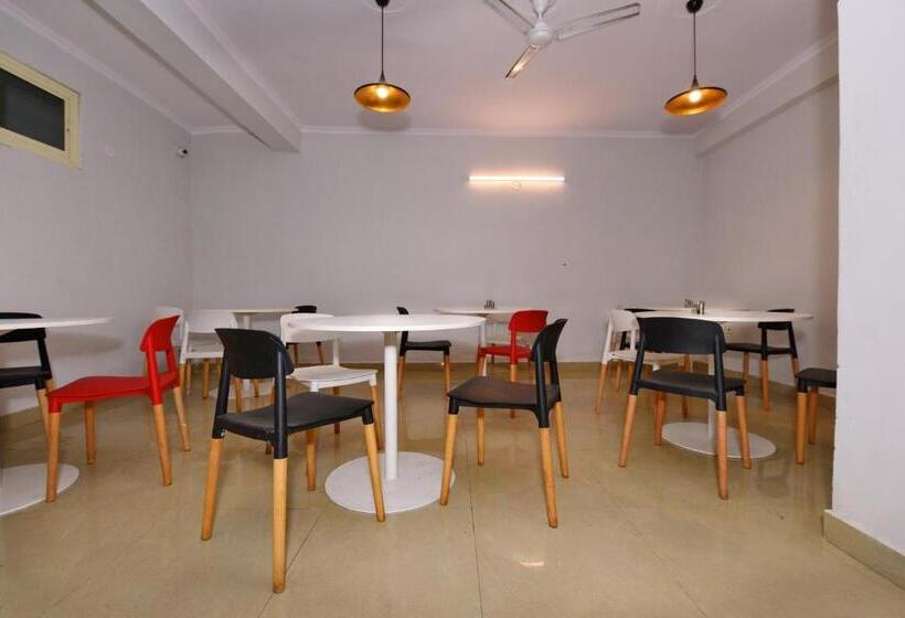 Collection O Hotel Ratiram Palace