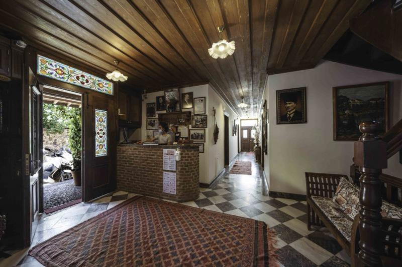 Cunda Tas Konak Otel