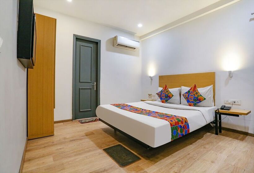 Fabhotel Urban Residency