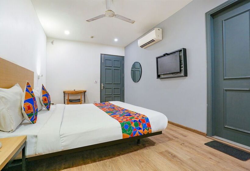 Fabhotel Urban Residency