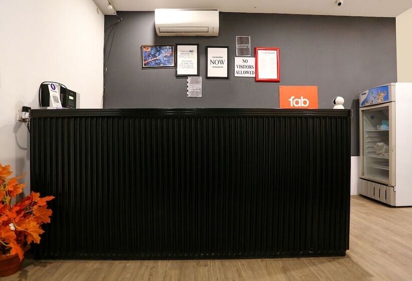 Fabhotel Urban Residency