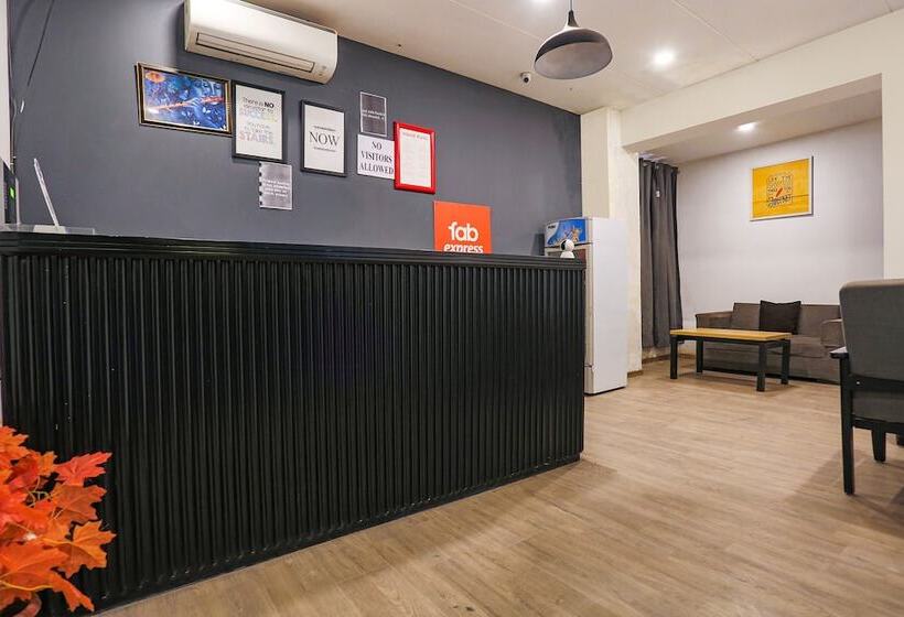 Fabhotel Urban Residency