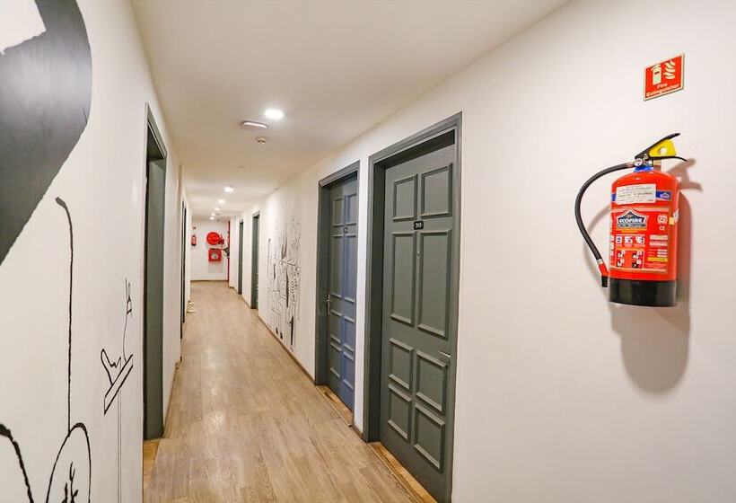 Fabhotel Urban Residency