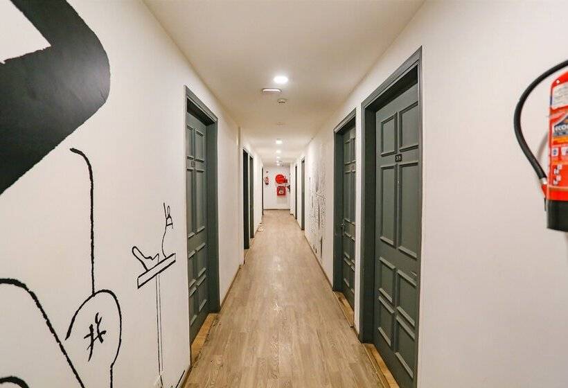 Fabhotel Urban Residency