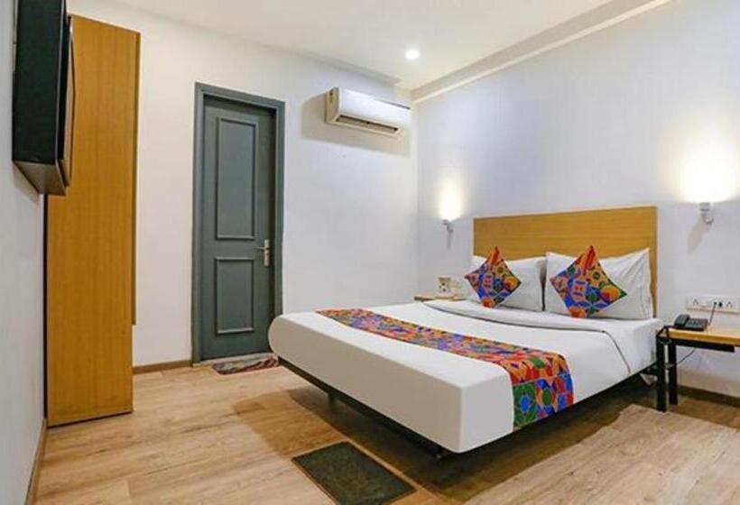 Fabhotel Urban Residency