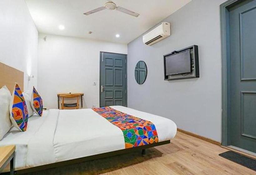 Fabhotel Urban Residency