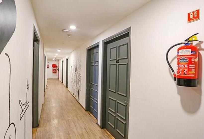 Fabhotel Urban Residency