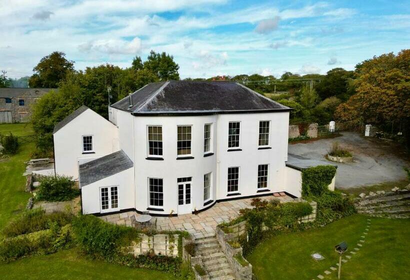 Holyland House Greenacres Estates