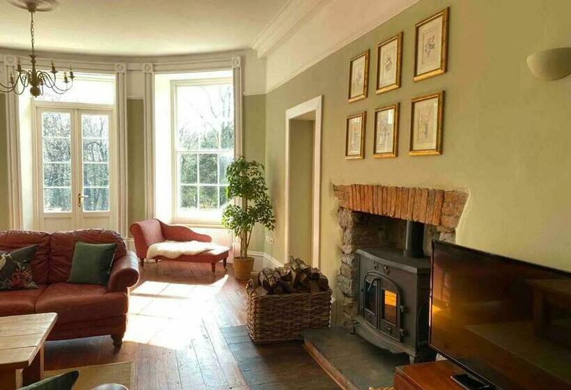 Holyland House Greenacres Estates