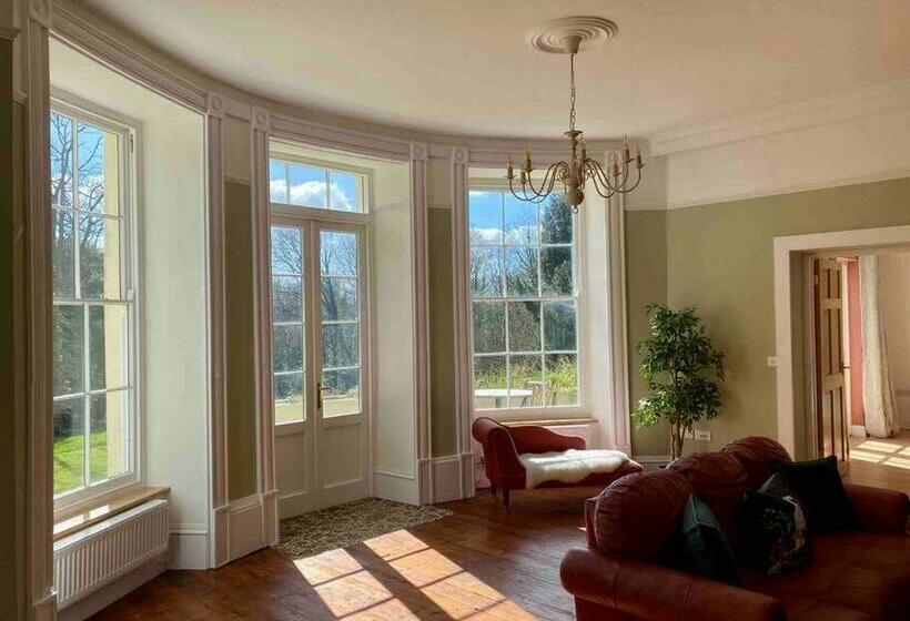 Holyland House Greenacres Estates