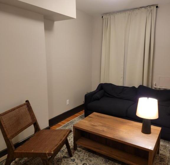 مسافرخانه Lamartine Chelsea